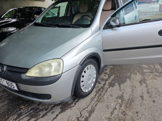 Opel Corsa foto 2