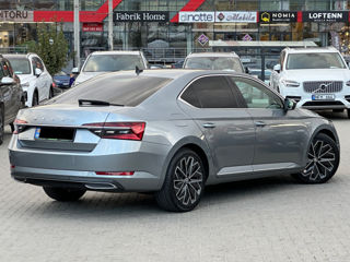 Skoda Superb foto 5