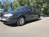 Volkswagen Passat foto 8