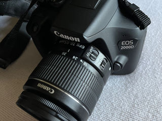 Canon 2000D (Obiectiv 18-55mm) + geanta cadou foto 2