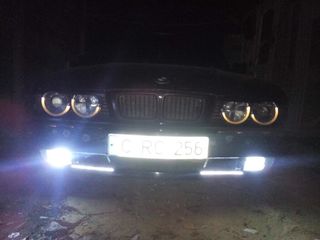 BMW 5 Series foto 2