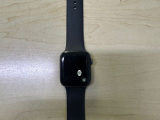 Apple Watch 5. 44 mm.