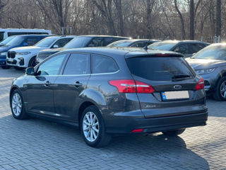 Ford Focus foto 5