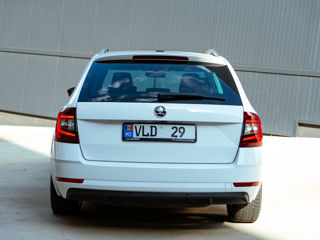 Skoda Octavia foto 4