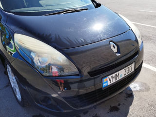 Renault Grand Scenic foto 2