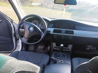 BMW 5 Series foto 5