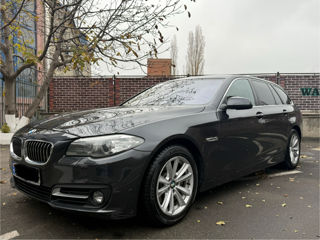 BMW 5 Series foto 4