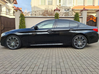 BMW 5 Series foto 2