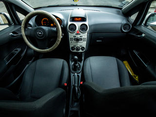 Opel Corsa foto 3