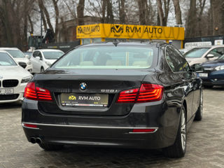 BMW 5 Series foto 4