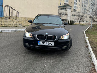 BMW 5 Series foto 2