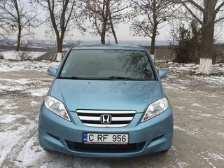 Honda FR-V foto 1