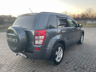 Suzuki Grand Vitara foto 3