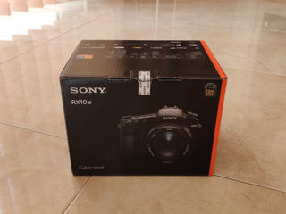 Sony DSC-RX10 Mark IV foto 8