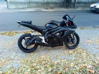 Suzuki Gsx-R foto 1