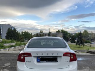 Volvo S60 foto 5