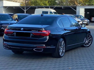 BMW 7 Series фото 3