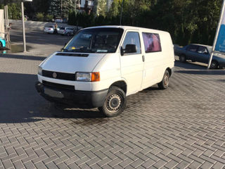 Volkswagen Transporter foto 1