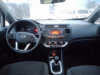 KIA Rio foto 6