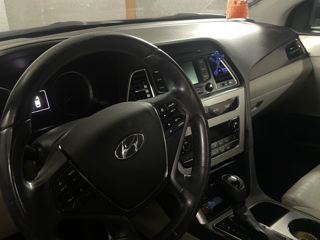 Hyundai Sonata foto 6