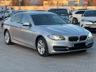 BMW 5 Series foto 5