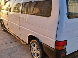 Volkswagen Transporter foto 3