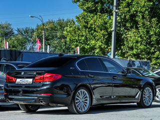 BMW 5 Series foto 5