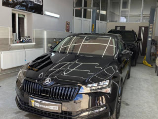 Skoda Superb foto 2