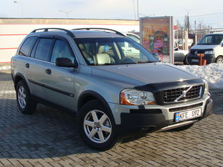 Volvo XC90 foto 1