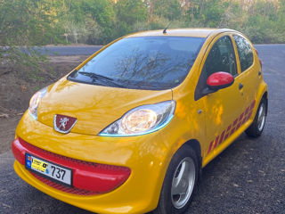 Peugeot 107 foto 2