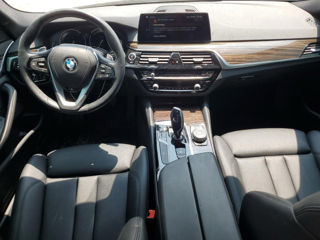 BMW 5 Series foto 9