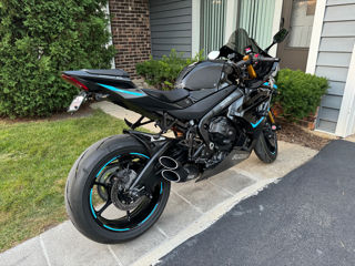 Suzuki GSX-R 1000R foto 2