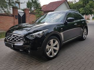 Infiniti FX foto 2