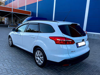 Ford Focus foto 4