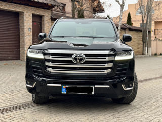 Toyota Land Cruiser foto 2