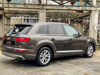 Audi Q7 foto 4