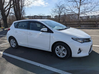 Toyota Auris foto 4