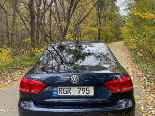 Volkswagen Passat foto 2