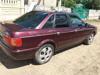 Audi 80 foto 3