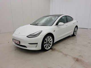 Tesla Model 3 foto 10