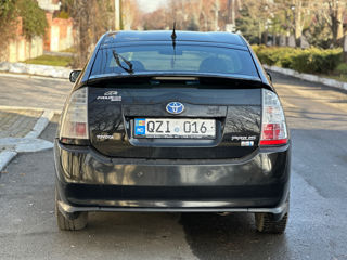 Toyota Prius foto 4