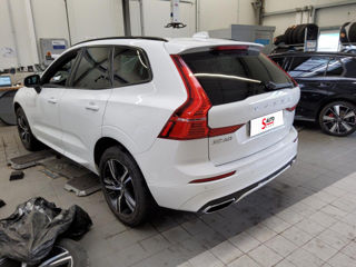 Volvo XC40 фото 5