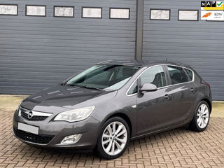 Opel Astra foto 9