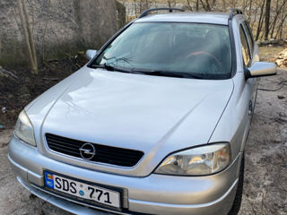 Opel Astra foto 1