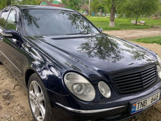 Mercedes E-Class foto 5