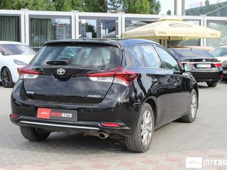 Toyota Auris foto 3