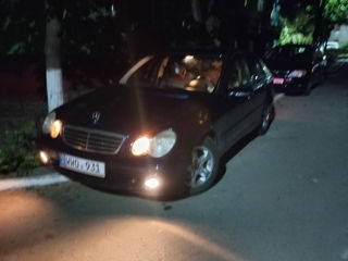 Mercedes C-Class