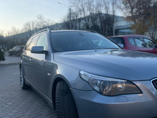 BMW 5 Series foto 9