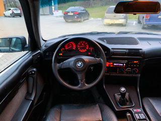 BMW 5 Series foto 13