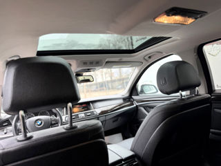 BMW 5 Series foto 18